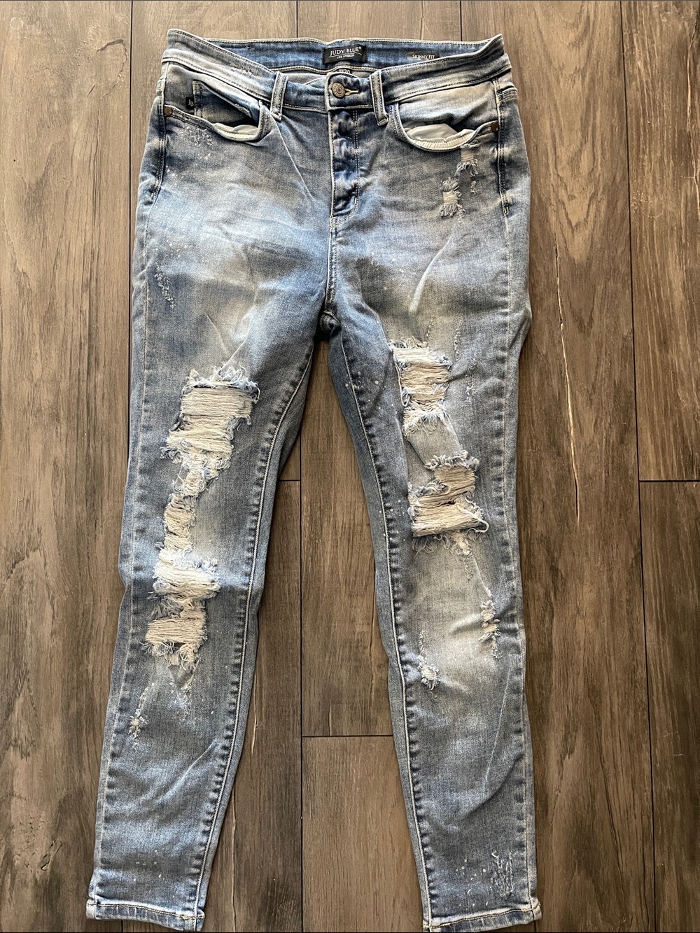 Judy Blue Light Wash Distressed Skinny Jeans